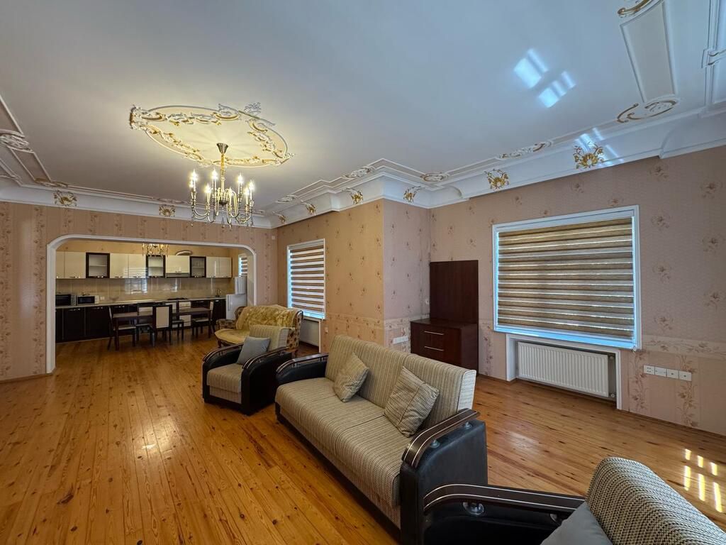 Satılır 8 otaqlı həyət evi/bağ evi 290 m² — Ev, villa, Bakı (3)