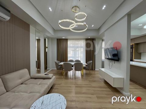 İcarəyə verilir 3 otaqlı yeni tikili 140 m²