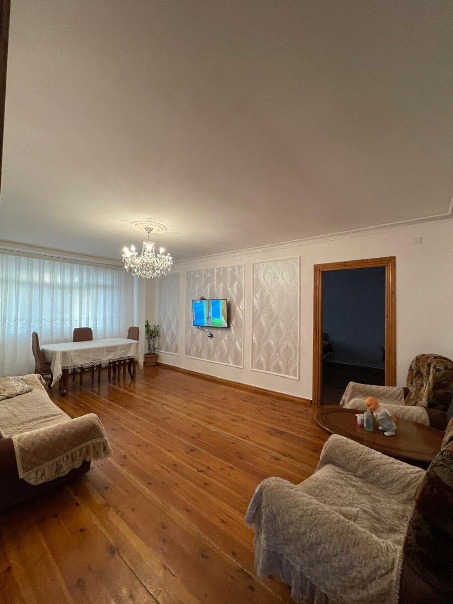 4-otaqlı mənzil, Gəncə ş., 82 m² — Daşınmaz əmlak, Gəncə