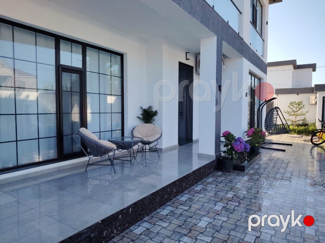 Satılır 6 otaqlı həyət evi/bağ evi 300 m² — Ev, villa, Bakı (7)