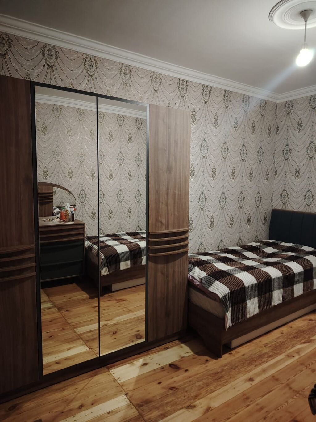 Gəncə şəhərində otaq yoldaşı qızlar, xanımlar axtarılır. Hər bir nəfər — Daşınmaz əmlak, Gəncə (3)
