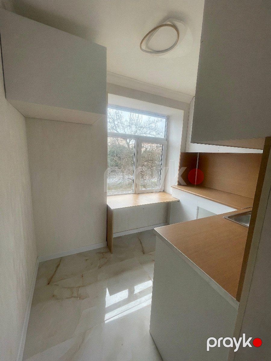 Satılır 2 otaqlı köhnə tikili 45 m² — Mənzil, Bakı (3)