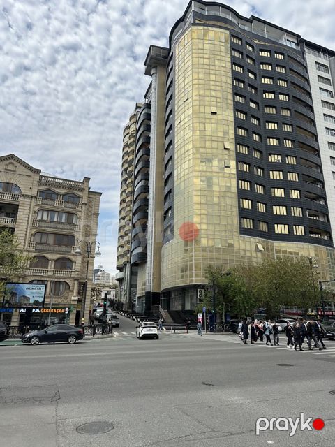 Ofis icarəyə verilir, Nizami m.