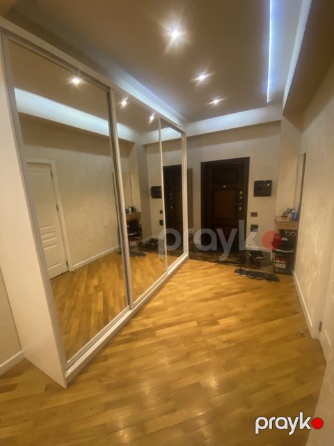 Satılır 3 otaqlı yeni tikili 160 m² — Bakı