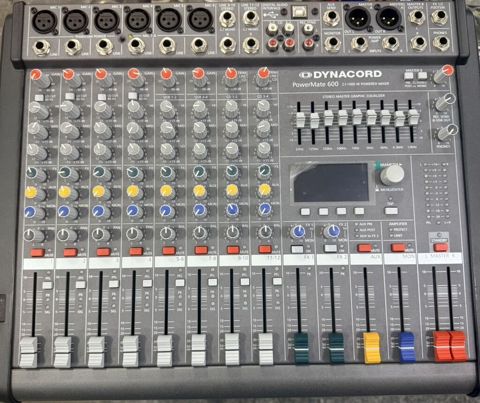 Dynacord PowerMate 600-3 active mixer satılır. Almaniya istehsalıdır