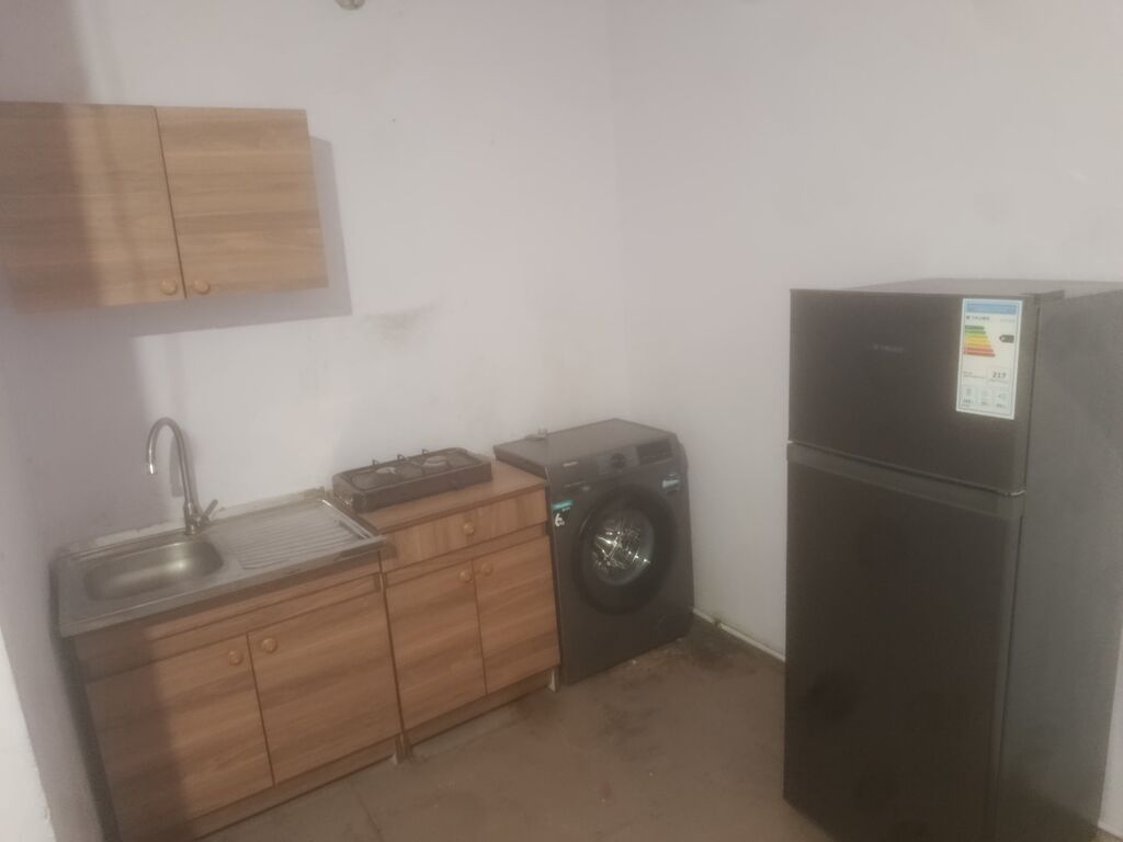 55 kv. m, 1 otaqlı, Qaz, İşıq, Su