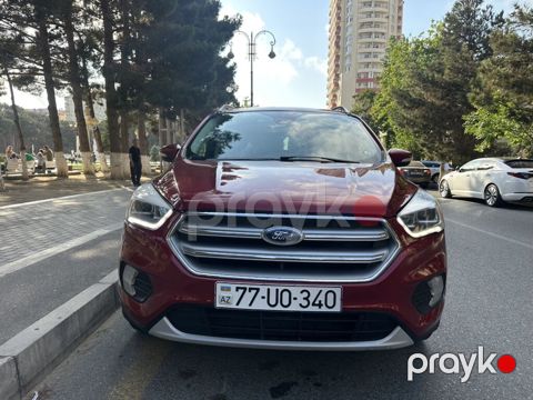 Ford Kuga: 1.5 l | 2017 il 248000 km Krossover
