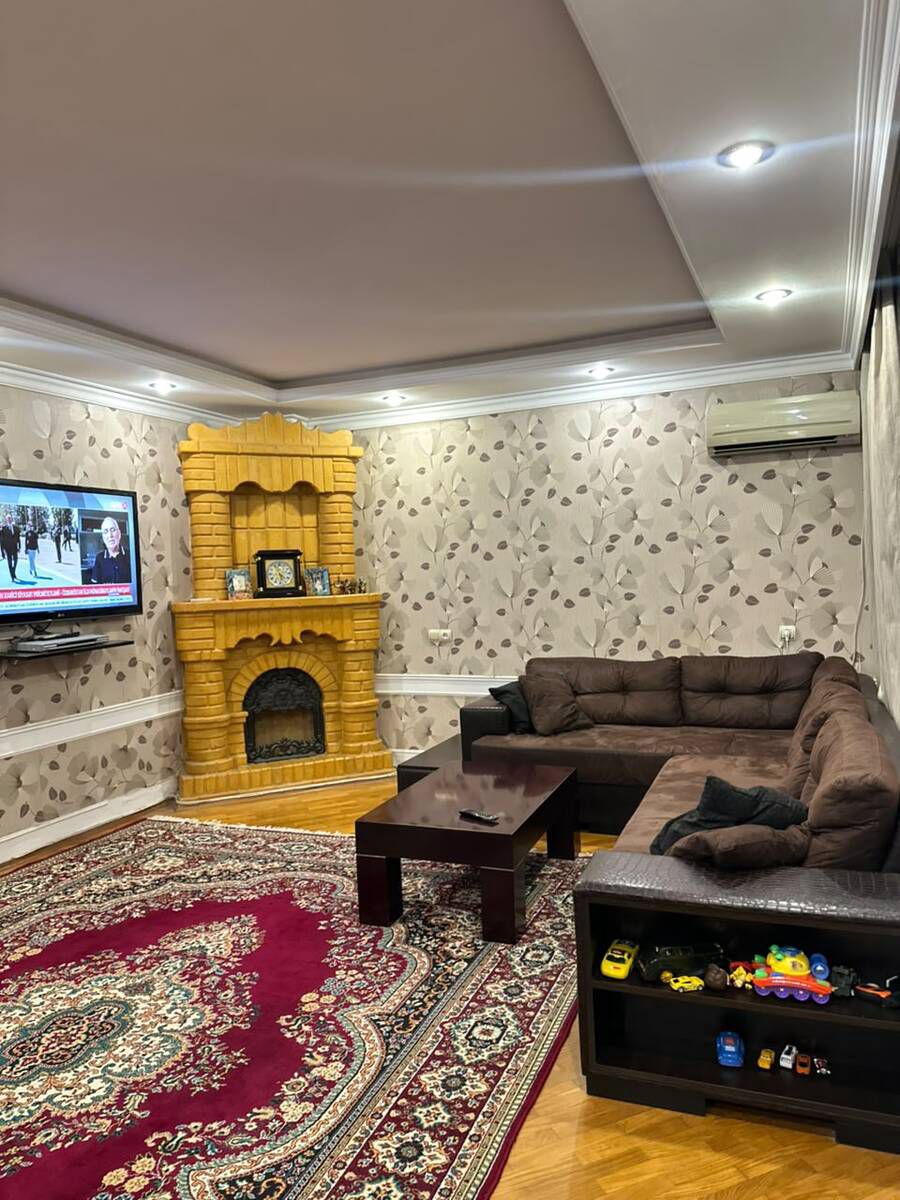 Satılır 4 otaqlı köhnə tikili 118 m² — Mənzil, Bakı (11)