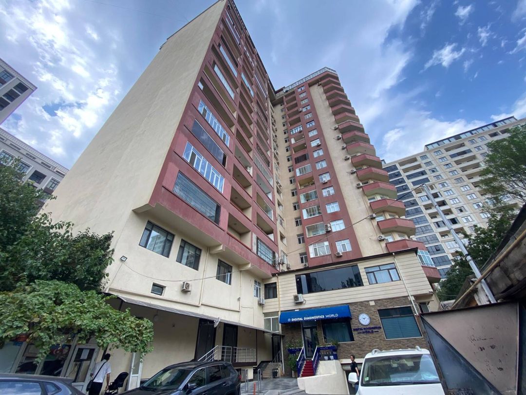 Satılır 3 otaqlı yeni tikili 136 m² — Mənzil, Bakı (2)