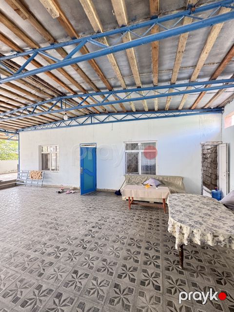 Satılır 7 otaqlı həyət evi/bağ evi 250 m²