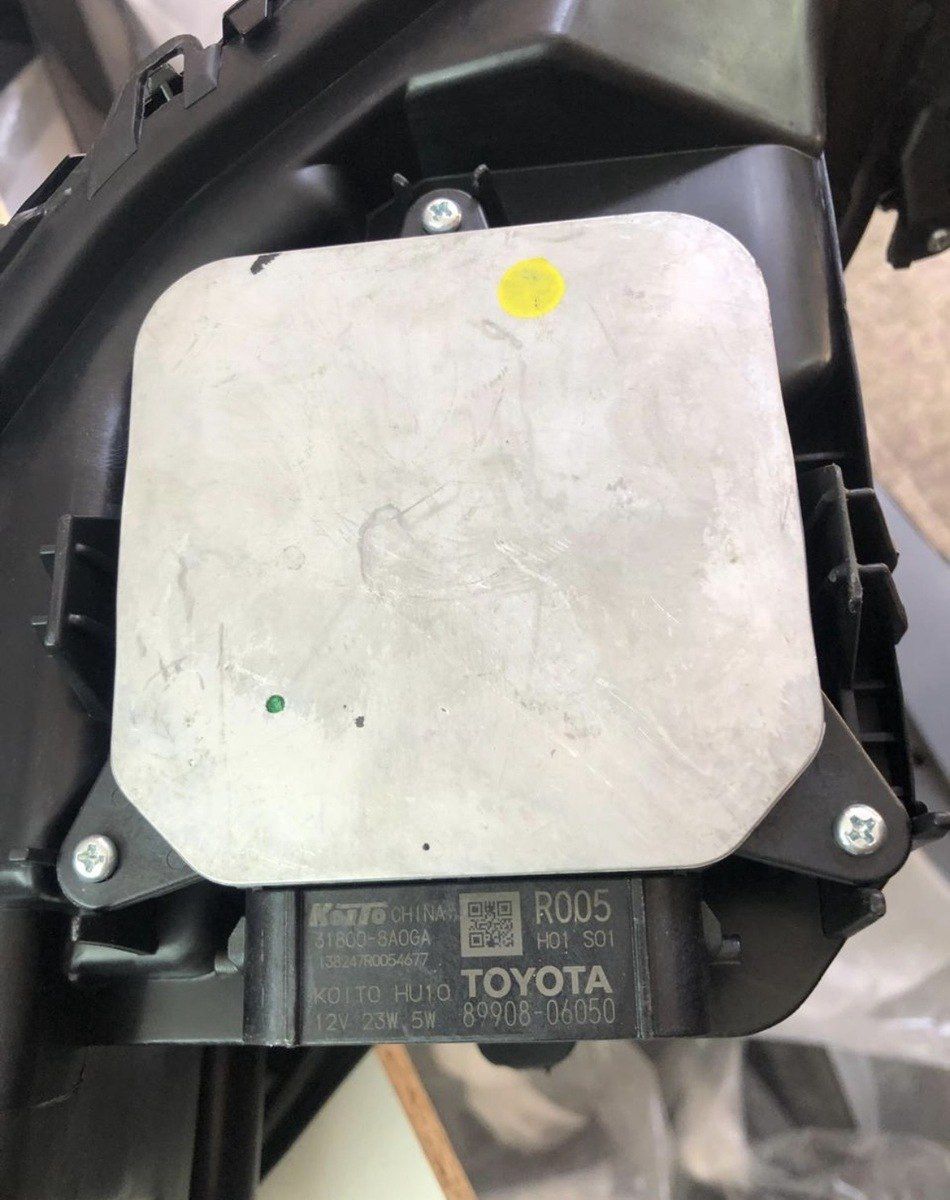 Toyota Camry ön işıqları — Ehtiyat hissələri və aksesuarlar, Bakı (2)