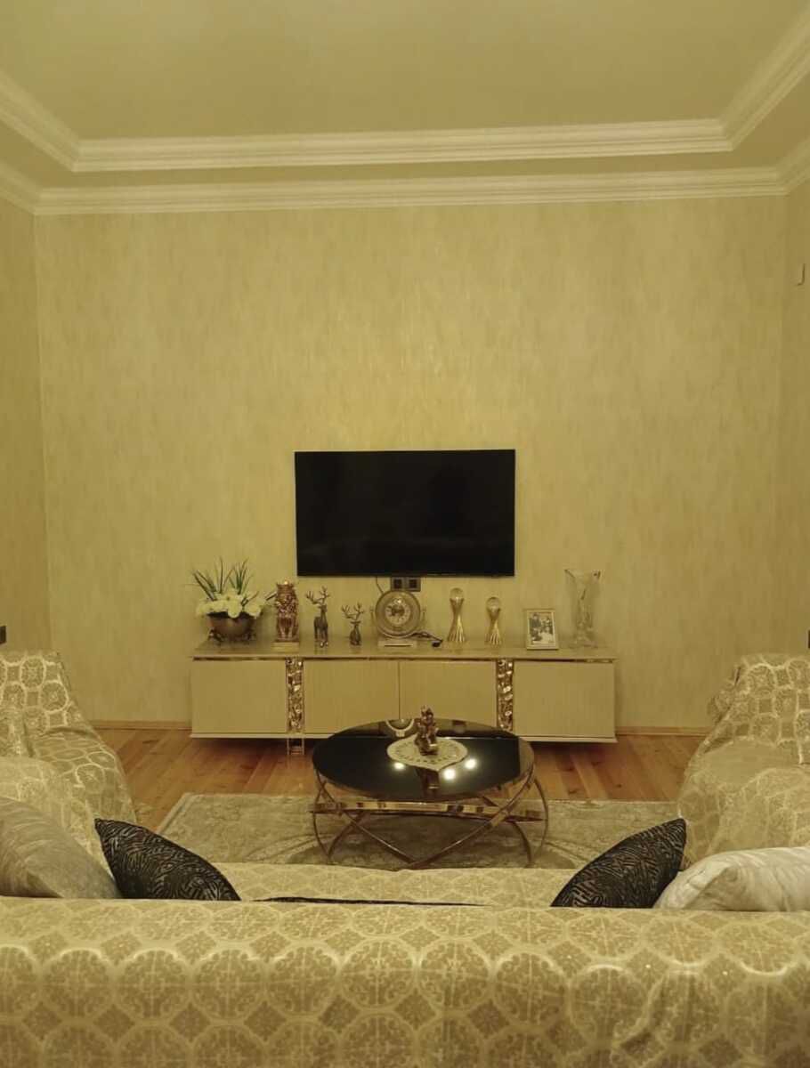 Satılır 5 otaqlı həyət evi/bağ evi 200 m² — Ev, villa, Gəncə (4)