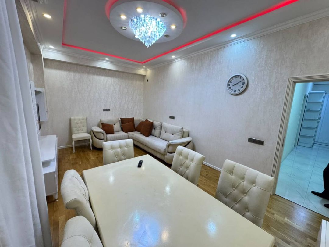 2-otaqlı yeni tikili, Müstəqillik küç., 69 m² — Daşınmaz əmlak, Bakı
