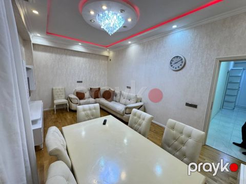 2-otaqlı yeni tikili, Müstəqillik küç., 69 m² — Bakı