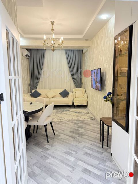 Satılır 3 otaqlı yeni tikili 76 m²