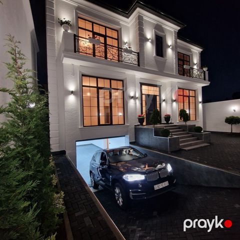Satılır 7 otaqlı həyət evi/bağ evi 450 m²