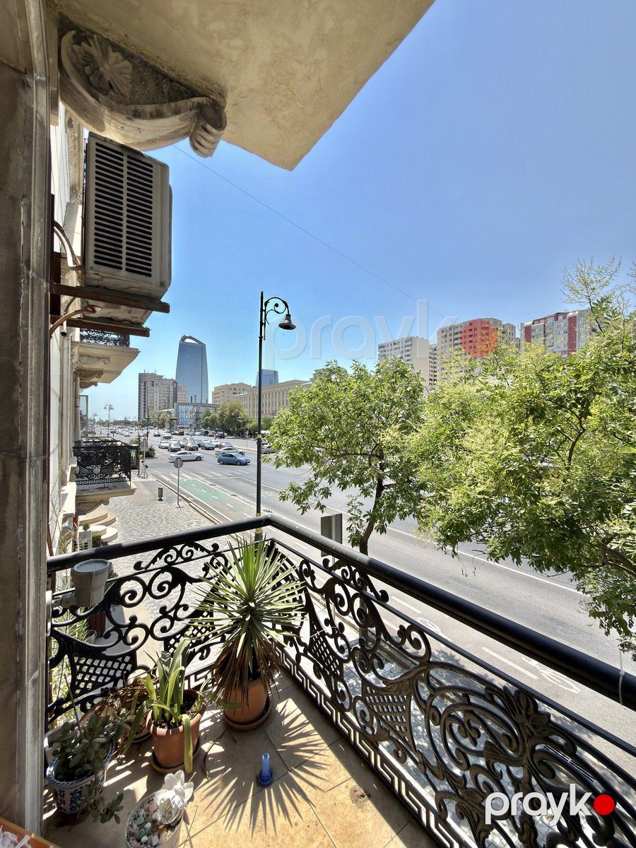 Satılır 3 otaqlı köhnə tikili 78 m² — Mənzil, Bakı (2)