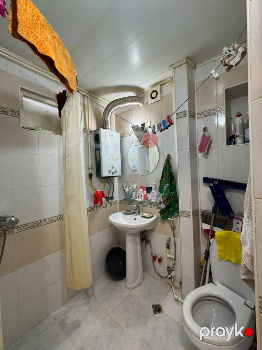 Satılır 2 otaqlı köhnə tikili 41 m² — Mənzil, Bakı (11)