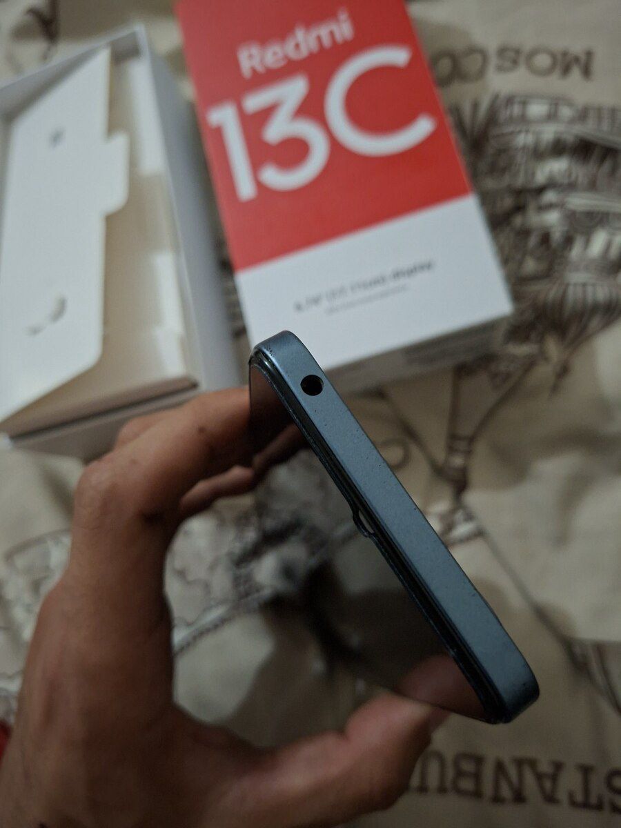 Xiaomi Redmi 13 5G Hawaiian Blue 128GB/8GB — Mallar, Bakı (5)
