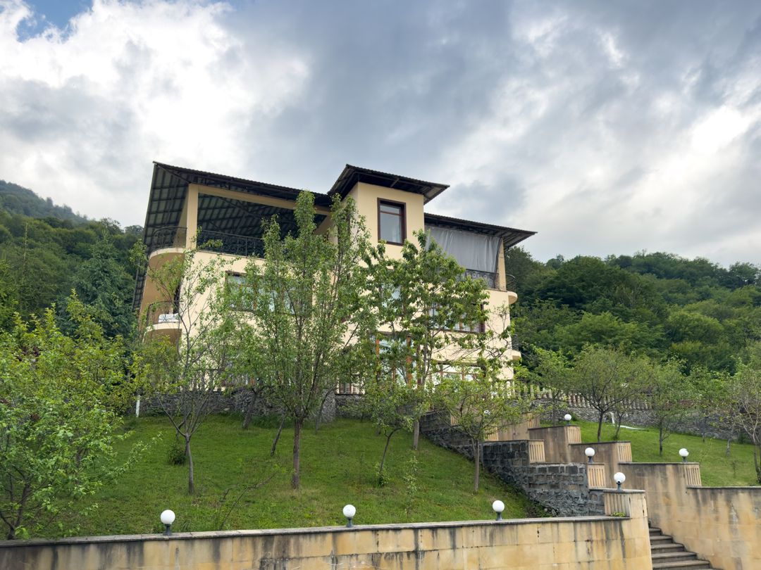 Satılır 10 otaqlı həyət evi/bağ evi 1320 m² — Ev, villa, Qəbələ (2)