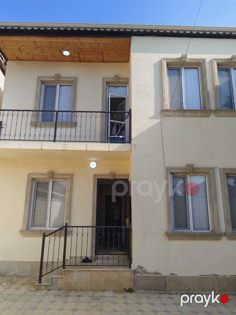 Satılır 4 otaqlı həyət evi/bağ evi 170 m²