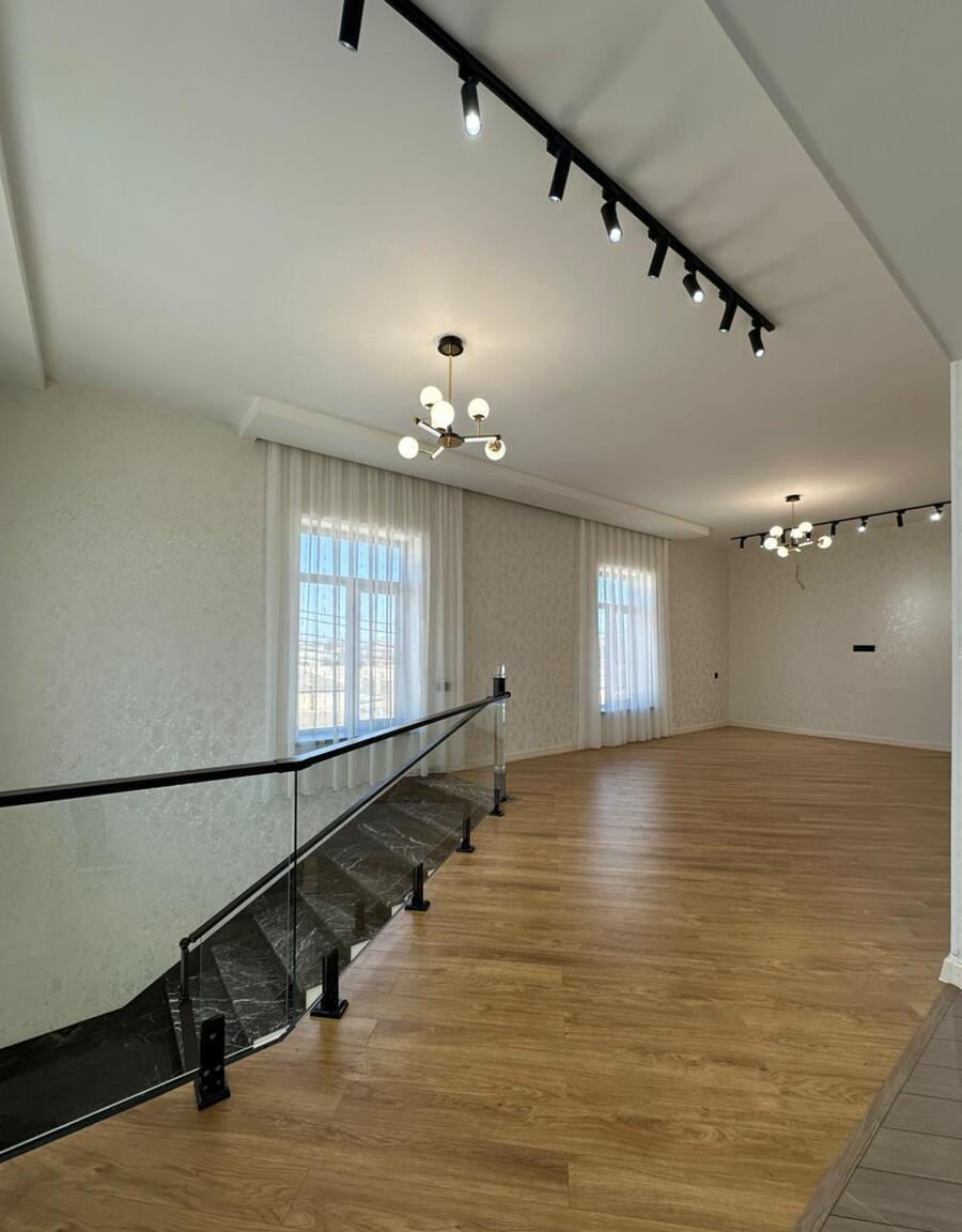 8 otaqlı bağ evi 350 m² satılır — Ev, villa, Bakı (12)