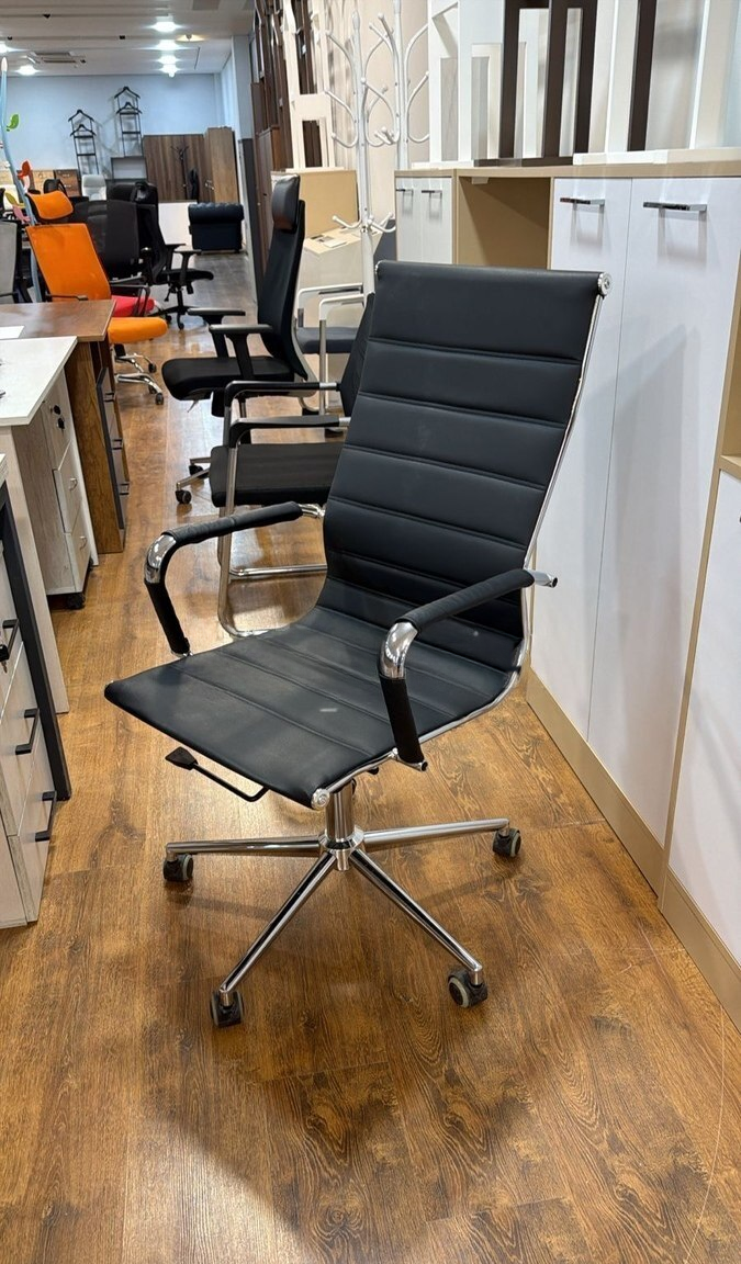 Boz rəng, Ofis üçün kreslo