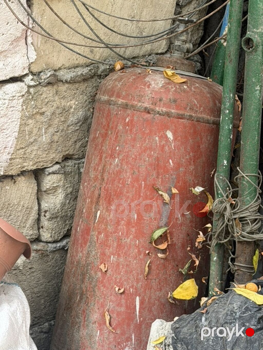 Qaz balonu (maye qaz üçün) - Material: qalın divarlı metal korpus - — Pompa və kompressor, Masazır (2)