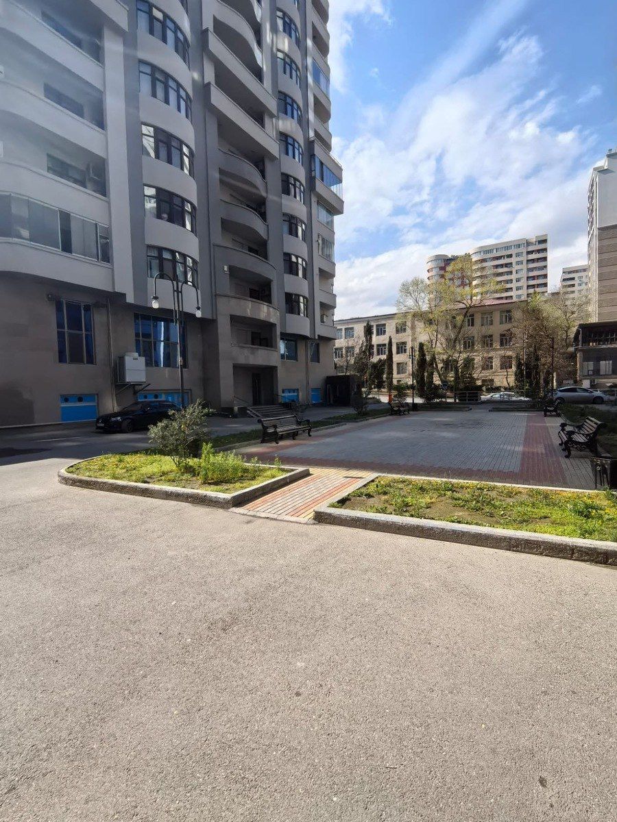 Satılır 3 otaqlı yeni tikili 165 m² — Mənzil, Bakı (2)