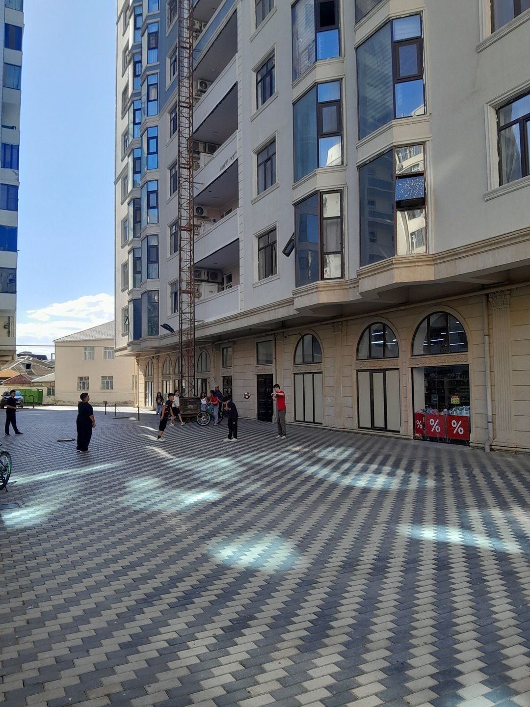 Satılır 3 otaqlı yeni tikili 135 m² — Mənzil, Bakı (2)