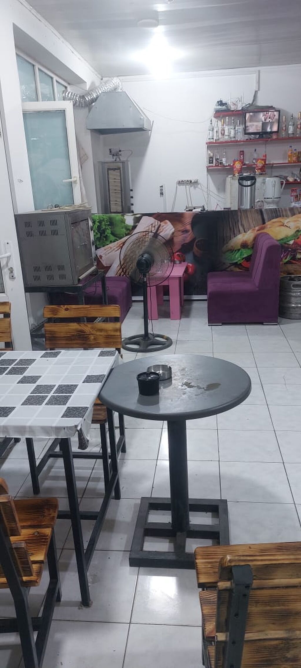 Kim istəsə hazır biznes çayxana, dönərxana,içindəki avadanlıqları alıb