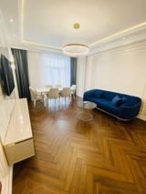 İcarəyə verilir 2 otaqlı yeni tikili 70 m² — Nərmin xanım