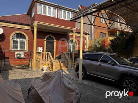 Satılır 5 otaqlı həyət evi/bağ evi 220 m²