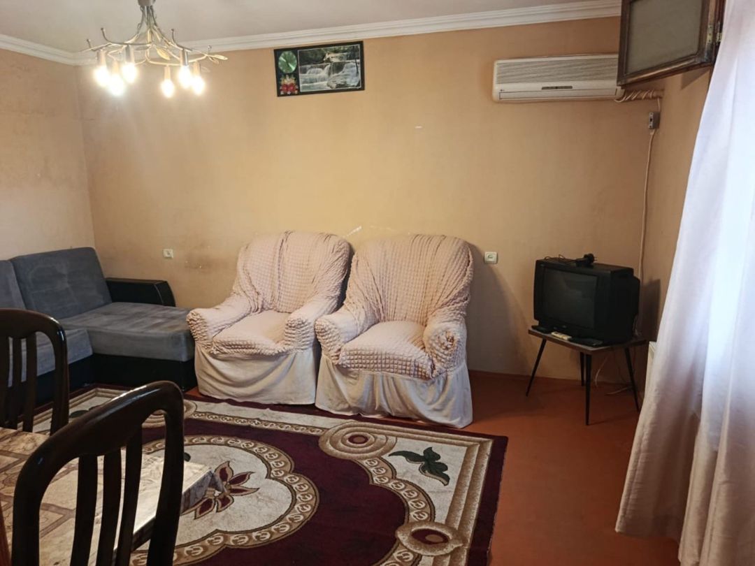 Həyət evi kirayə verilir, Qara Qarayev m. — Daşınmaz əmlak, Bakı