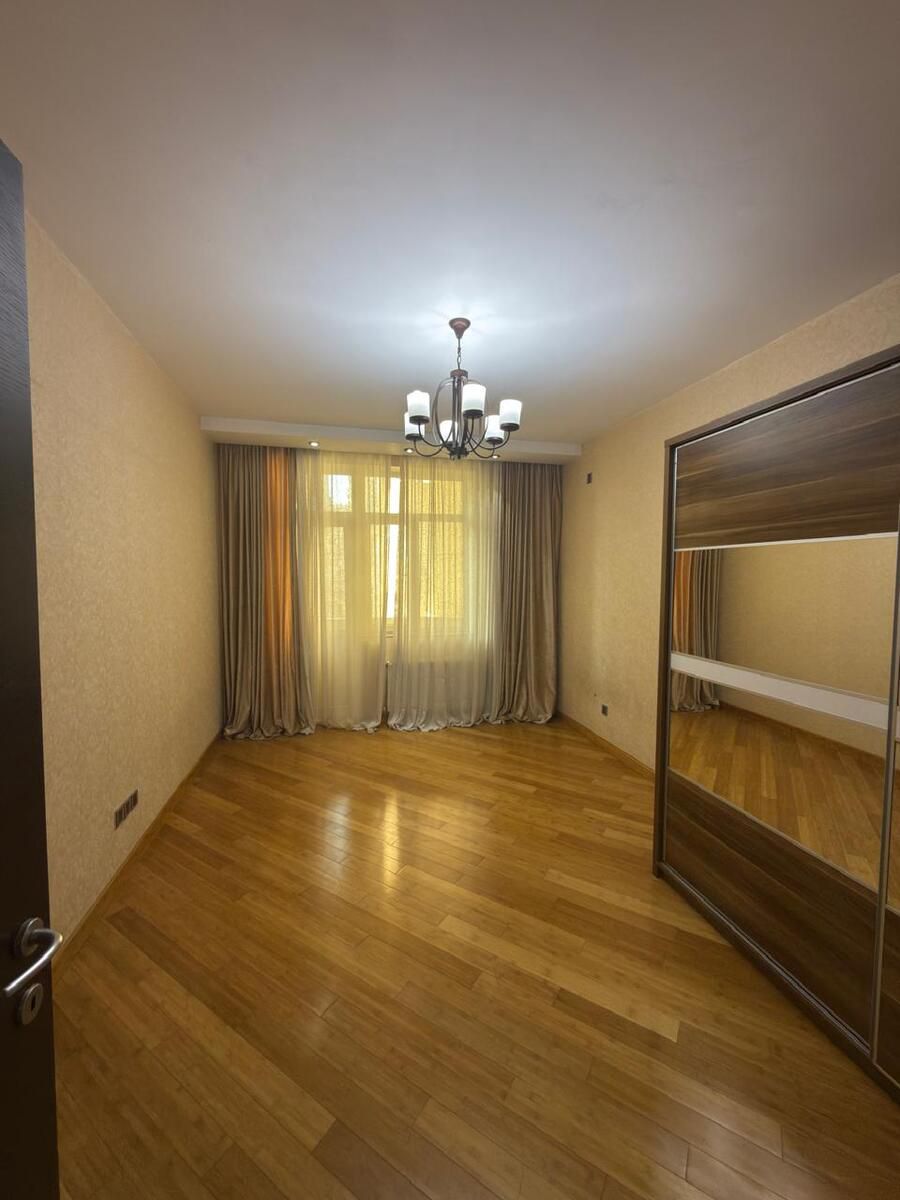 Satılır 4 otaqlı yeni tikili 165 m² — Mənzil, Bakı (11)
