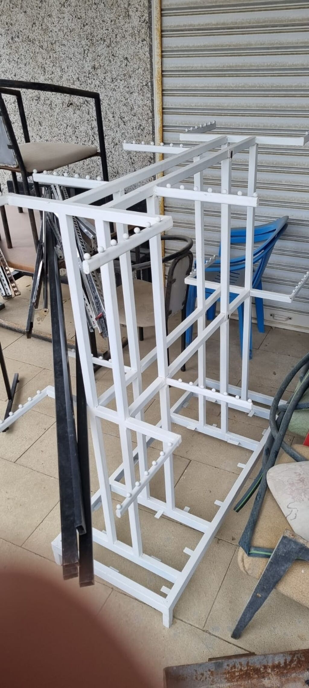 Mağaza avadanlığı — asqı və rəf sistemi üçün metal aksesuarlar dəsti — Mağaza asqıları, Bakı (10)