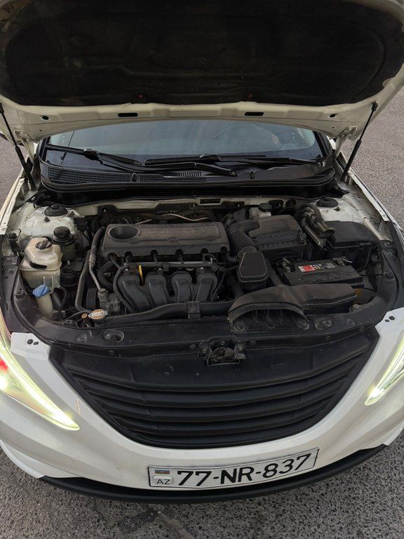 Hyundai Sonata, 2.4 L, 2011 il, 282 000 km — Avtomobillər, Bakı (12)