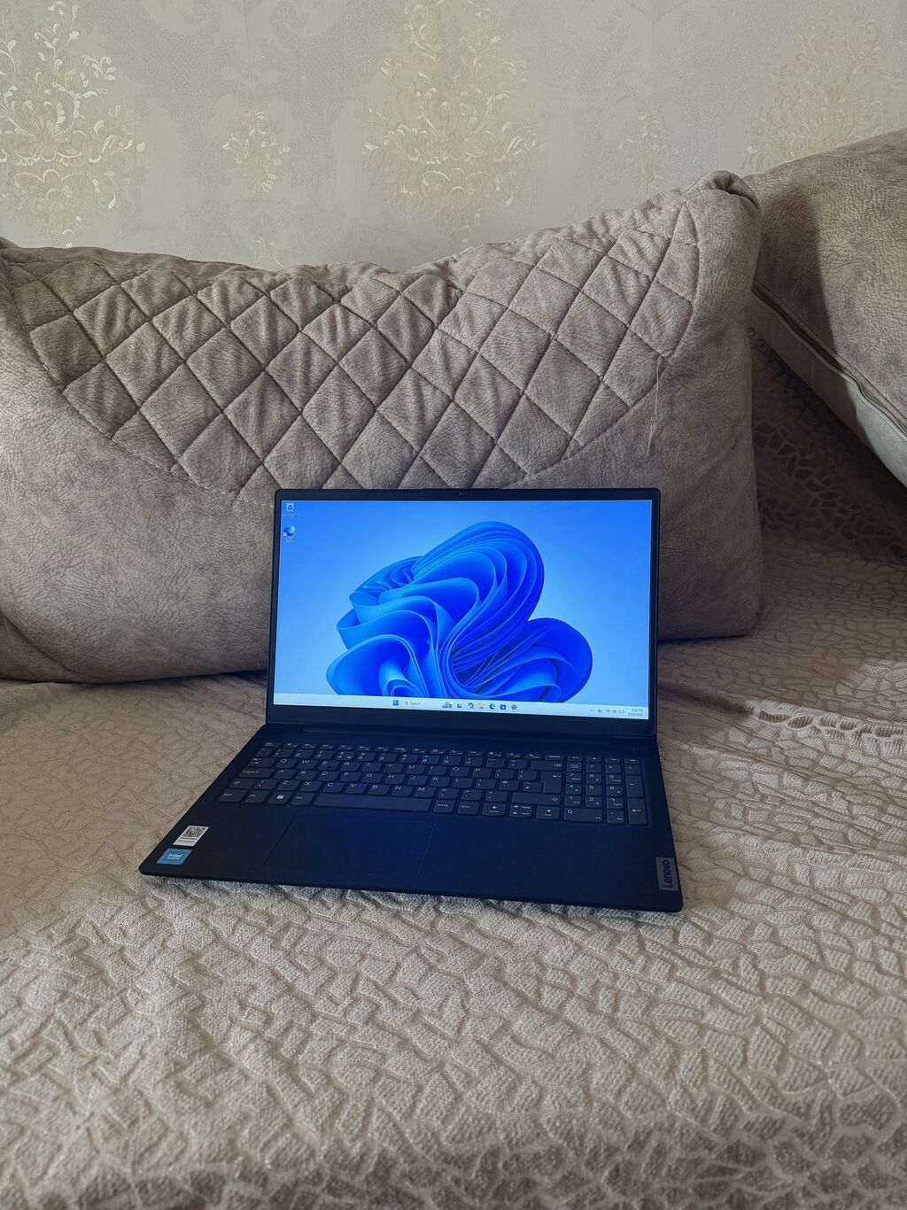 İşlənmiş Lenovo IdeaPad, 15.6 ", Intel Celeron, 256 GB, Ünvandan götürmə — Lenovo, Bakı
