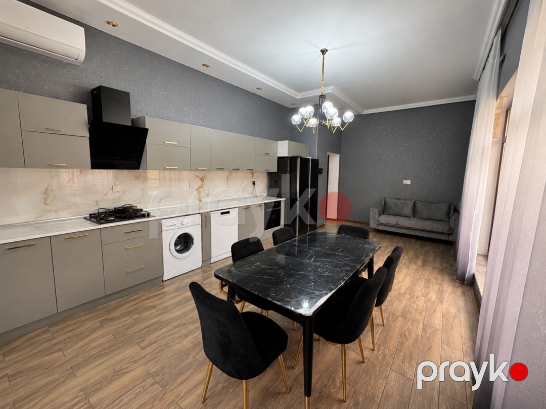 Satılır 6 otaqlı həyət evi/bağ evi 250 m² — Ev, villa, Bakı (4)