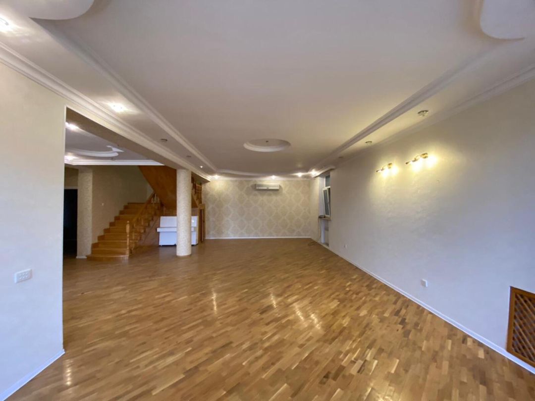 Satılır 6 otaqlı həyət evi/bağ evi 320 m² — Ev, villa, Bakı (2)