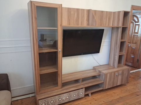 Salam sekilde gorduyunuz tv stend satilir ucuz qiymete cuzi endirim