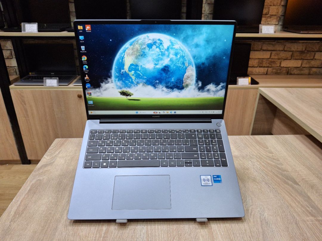 Noutbuk Huawei I5 12450H 16gb Ram 512gb ssd — Elektronika, Bakı
