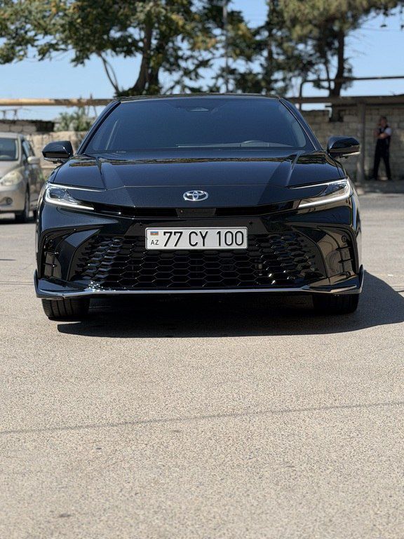 Toyota Camry, 2.0 L, 1 kWh, 2025 il, 10 000 km — Avtomobillər, Bakı