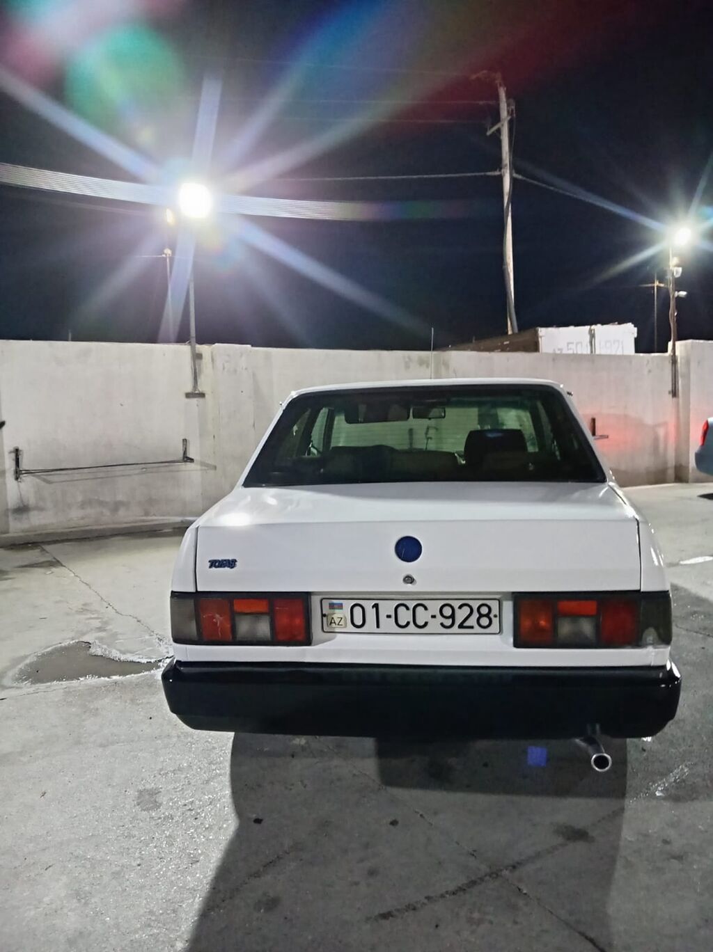 Model: Tofas (sedan) Kuzov: 4 qapılı, ağ rəng Sükan: solda Yanacaq — Avtomobillər, Bakı (10)