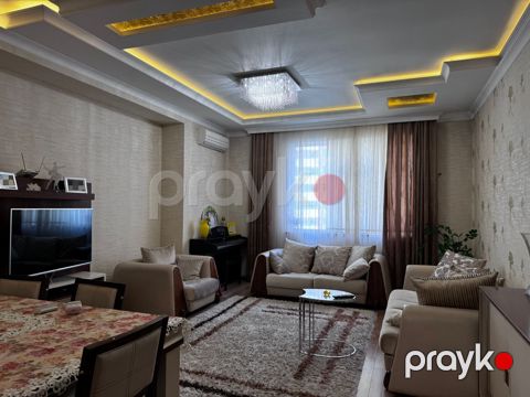 Satılır 3 otaqlı yeni tikili 110 m²