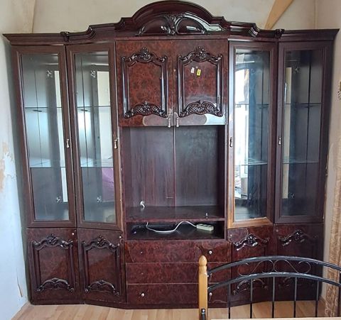 Klassik üslubda iri ölçülü qonaq otağı “stенка”/divar dolabı — Bakı