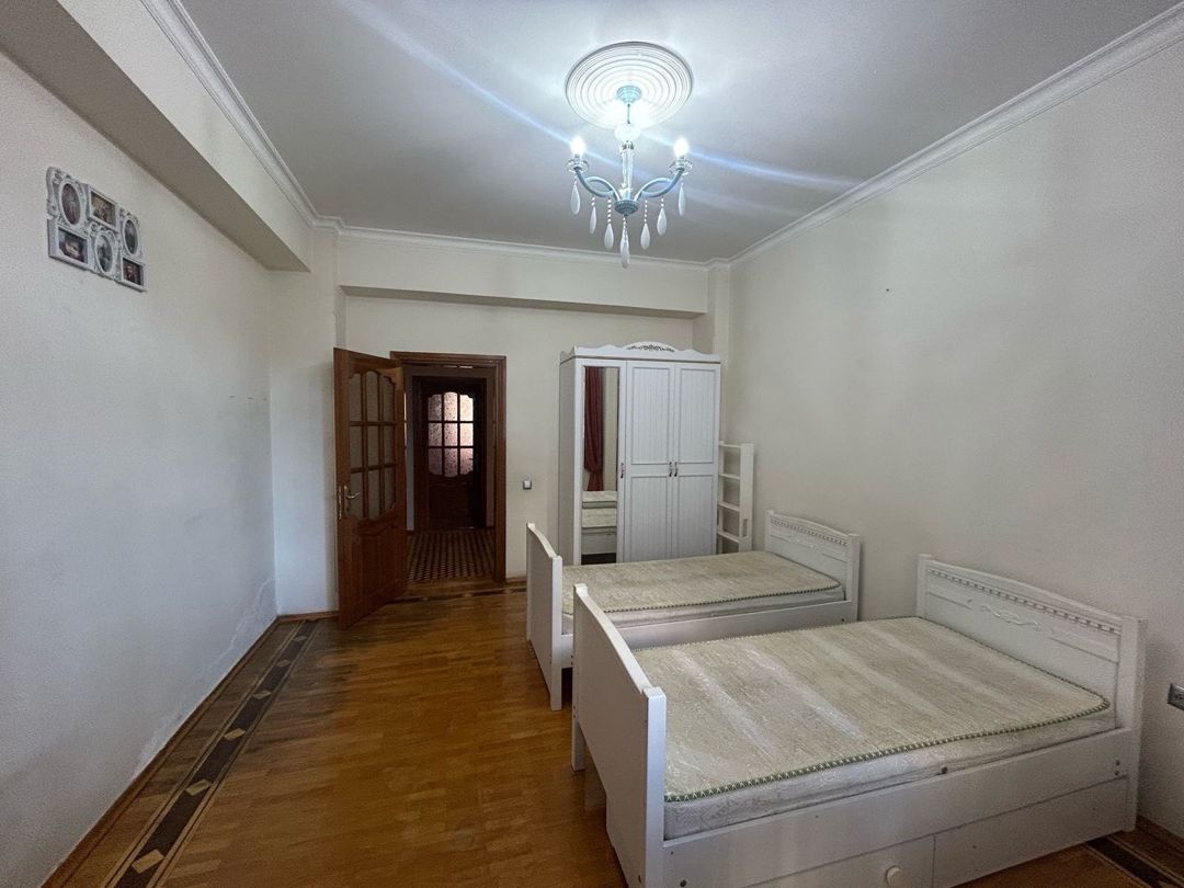 4-otaqlı yeni tikili, Nəsimi r., 160 m² — Mənzil, Bakı (7)