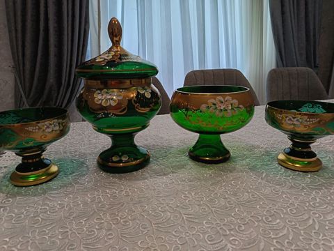 Yaşıl rəngli bədii şüşə şirniyyat/servis dəsti - 4 hissədən ibarət: 1