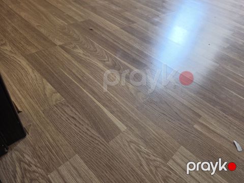 Laminat döşəmə — təbii palıd naxışlı — Bakı