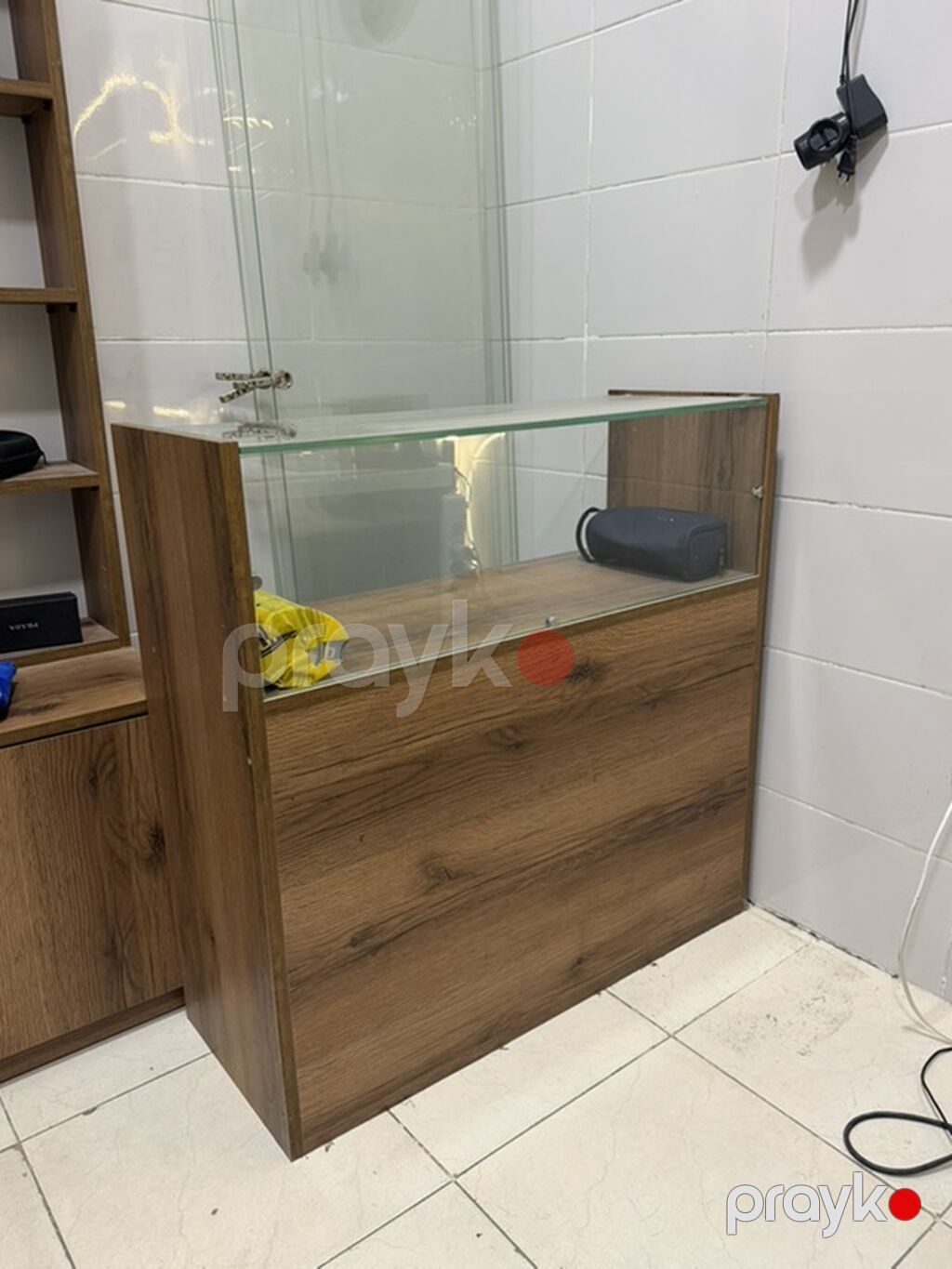 Mağaza üçün vitrin mebel dəsti — işlənmiş — Vitrini, Saray (2)